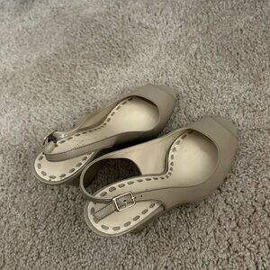 Elegant Beige Peep-Toe Slingback Heels
